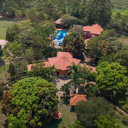 Kabalega Resort - Masindi エクステリア 写真